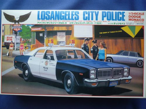 ロス市警パトカーの箱絵.jpg